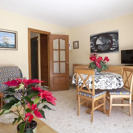 - 2 Bedrooms With Wifi And Sea Views - 01679 Apartment *